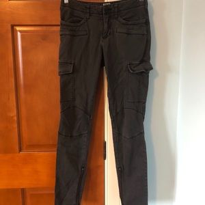 Aritzia TNA Cargo Pant